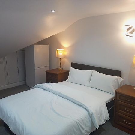 Family Lodge, Princess Lodge, Executive Lodge, Master'S Lodge 일포드 외부 사진